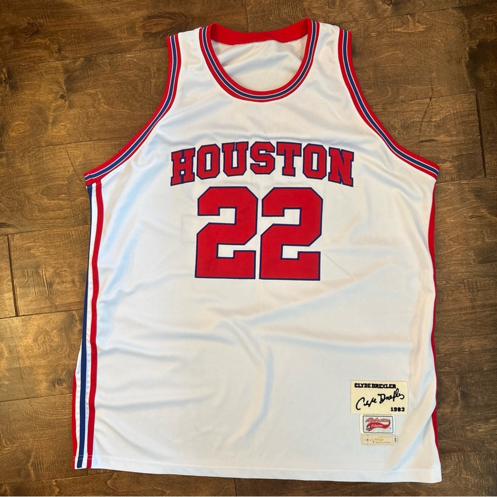 Clyde Drexler #22 Houston Rockets  Jersey Size 56 Embroidered Signature 1983